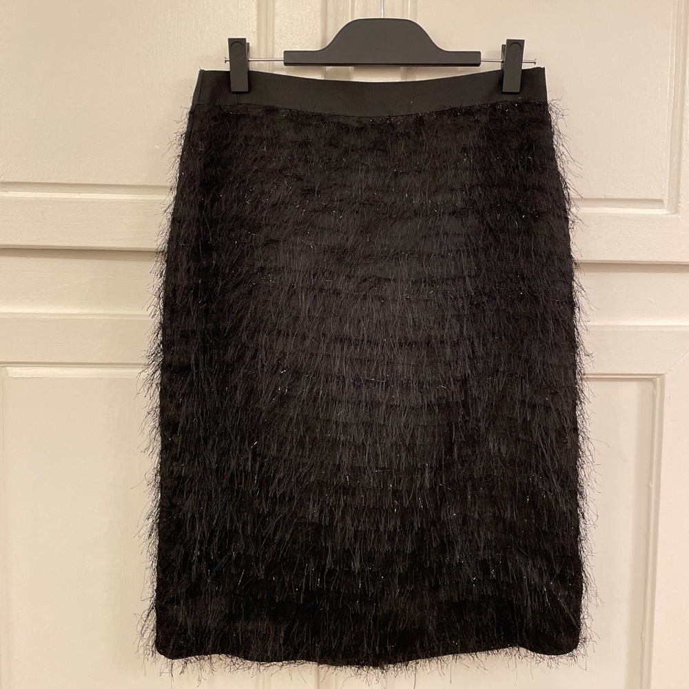 Banana Republic eyelash fringe skirt size 8